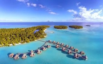 Le Tahiti accomodation swim camp